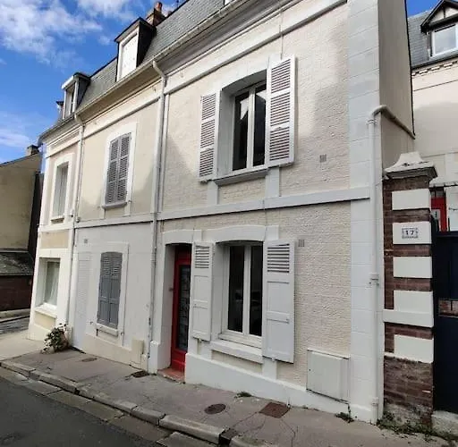 Casa de Férias Hypercentre Maison 2 à 6 Personnes *